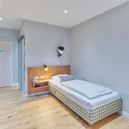 Hotel Sonneck 4*